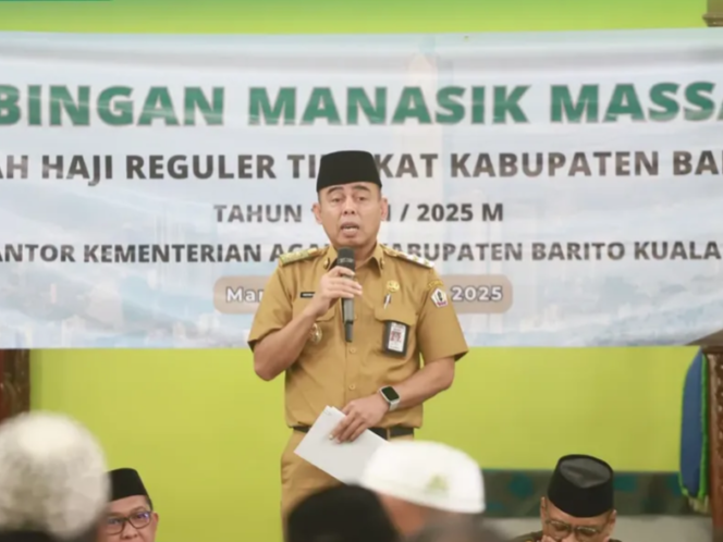
 Wabup Herman Susilo Buka Manasik Haji Massal Jamaah Barito Kuala: Persiapkan Fisik dan Ilmu untuk Haji yang Mabrur