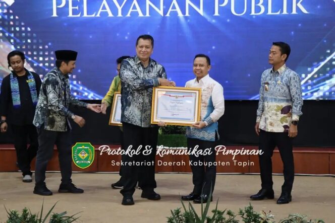 
 Tapin Raih Dua Penghargaan Nasional, Bupati: Ini Baru Permulaan
