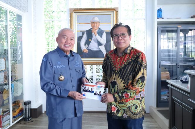 
 ‎Gubernur H. Muhidin Terima Kunjungan Dubes RI Kazakhstan dan Tajikistan Fadjroel Rachman, Tawarkan Peluang Perdagangan hingga Pariwisata