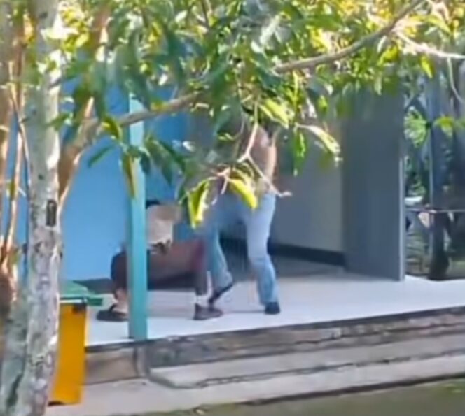 
 Video 14 Detik Viral, Guru Hajar Murid di Amuntai