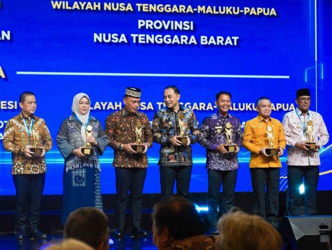 
 Banjarmasin Raih Penghargaan TPAKD Award 2025 Terbaik se-Regional Kalimantan