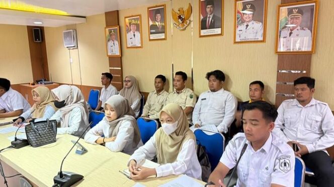 
 CPNS Tak Lulus, PPPK Tak Terdata, Puluhan Honorer Datangi DPRD HSU