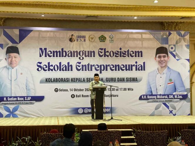 
 H. Sudian Noor Dorong Guru-guru di Kalsel Kuasai Strategi Personal Branding di Era Digital