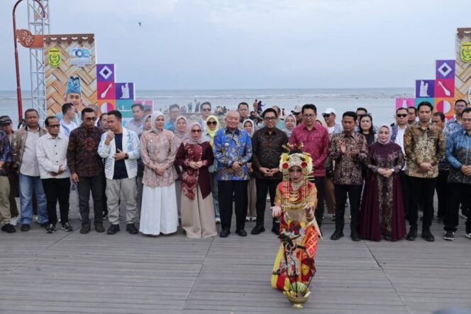 
 CoE Banjarmasin 2026 Diluncurkan di Bali, Gubernur Kalsel Tekankan Promosi Kreatif