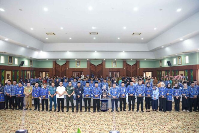 
 Pemprov Kalsel Tunggu Arahan Pusat Terkait Kebijakan WFH ASN