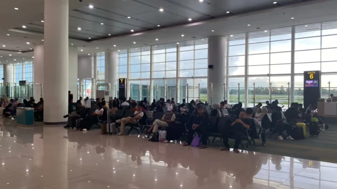 
 H-1 Lebaran, 72 Penerbangan Layani Penumpang di Bandara Syamsudin Noor