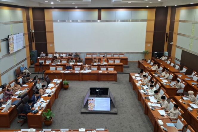 
 DPR RI Komisi VIII Bahas Antisipasi Darurat Haji 2026 di Tengah Konflik Timur Tengah
