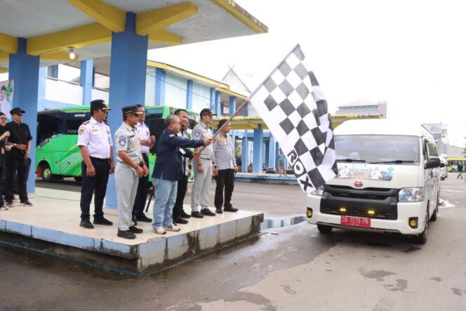 
 Mudik Gratis Pemprov Kalsel Resmi Diberangkatkan dari Terminal KM 6