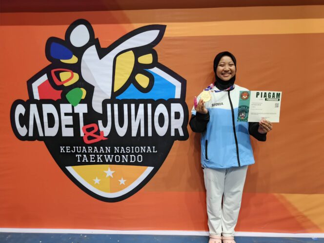 
 Kontingen Taekwondo Kalsel Bawa Pulang Enam Medali