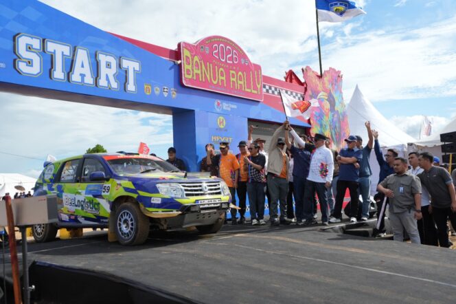 
 Gubernur H. Muhidin Buka Seri Pembuka Kejurnas Rally Indonesia