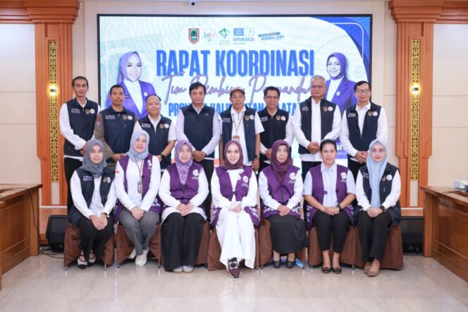
 Hj. Fathul Jamnah Muhidin Resmikan Sekretariat Baru, TP Posyandu Kalsel Perkuat Sinergi Pelayanan Masyarakat