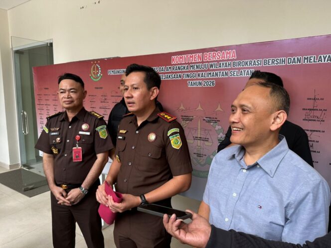 
 BREAKING NEWS: Kejati Kalsel Tetapkan ASN ESDM sebagai Tersangka Dugaan Korupsi IUP Tambang