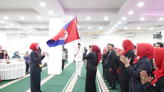 
 drg. Ellyana Hasnuryadi Lantik Pengurus Cabang Yayasan Jantung Indonesia Kabupaten Kotabaru
