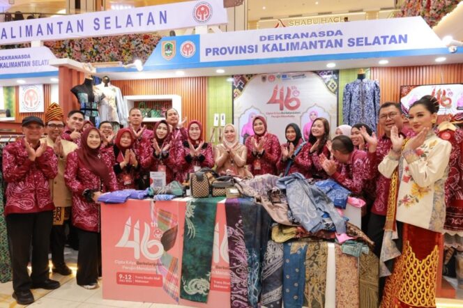 
 Hj. Fathul Jannah Muhidin Hadiri Puncak HUT ke- 46 Dewan Kerajinan Nasional (Dekranas)