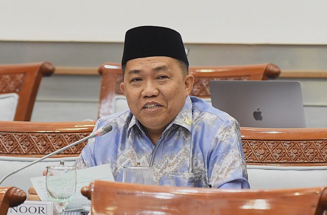 
 Sudian Noor Dorong Pemda Buka Posko Aduan Masyarakat Terdampak Karhutla