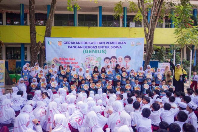 
 Genius Kenalkan Pola Makan Sehat kepada Siswa Banjarbaru